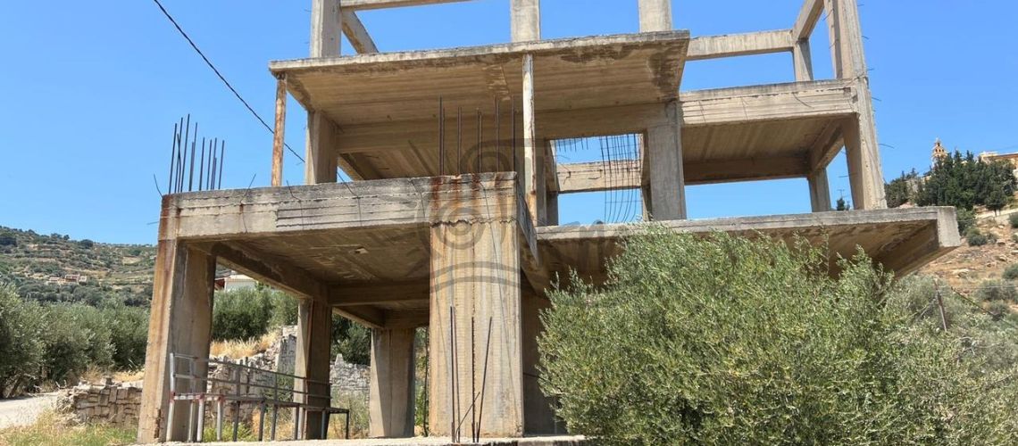 Heraklion, Rogdia. Vendesi fabbricato al grezzo di 292,91 mq su un terreno di 660 mq con bellissima vista mare. property first image