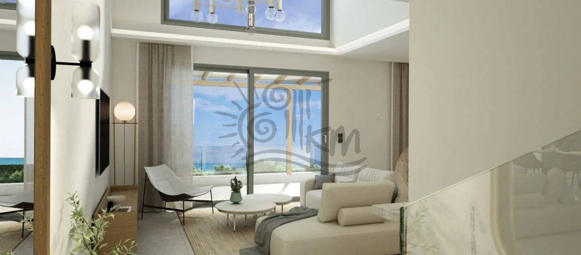 Chania, Maleme. Zum Verkauf steht eine 105 m² große Maisonette-Wohnung am Meer mit wunderschöner Aussicht, nur 80 m von einem Sandstrand entfernt. property first image