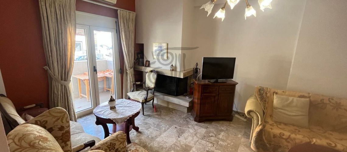 Heraklion, Kipoupoli. For rent a four-room apartment of 90 sq m on an elevated ground floor in a very good location. property first image